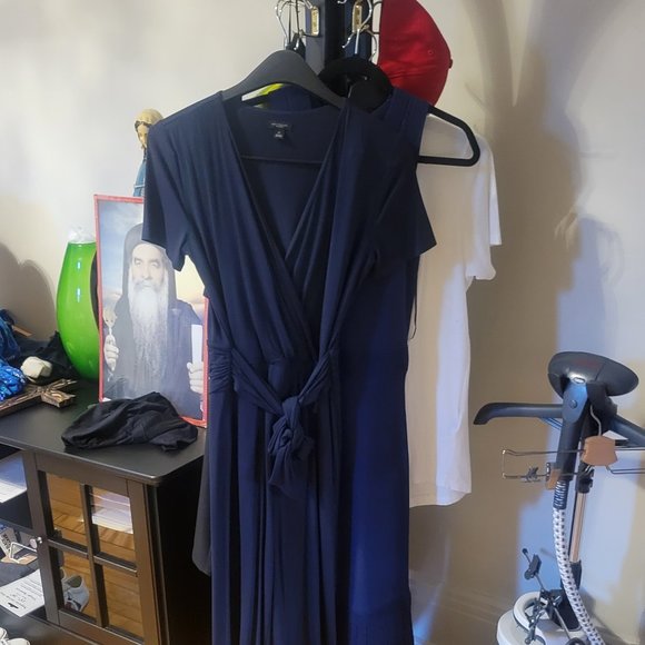 ANN TAYLOR Navy Wrap Jumpsuit - Picture 1 of 4
